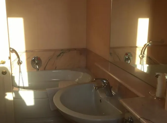 Cherubini Apartment Florence